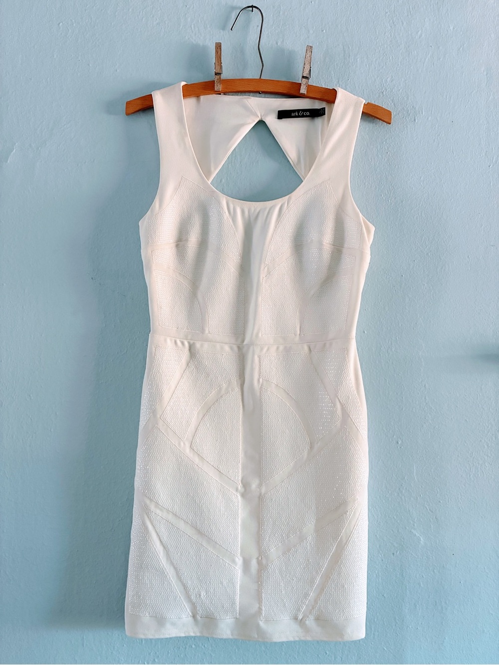 Ark & Co White Textured Sleeveless Mini Dress